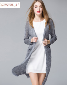 长款亚麻针织衫：女性时尚服饰的优选